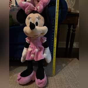 Disney Minnie Mouse plush toy (Medium)